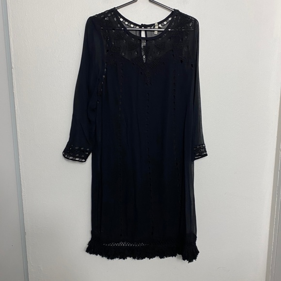 Joie Agatha Laser-Cut Crepe Shift Dress in black caviar - size Small - Picture 4 of 7